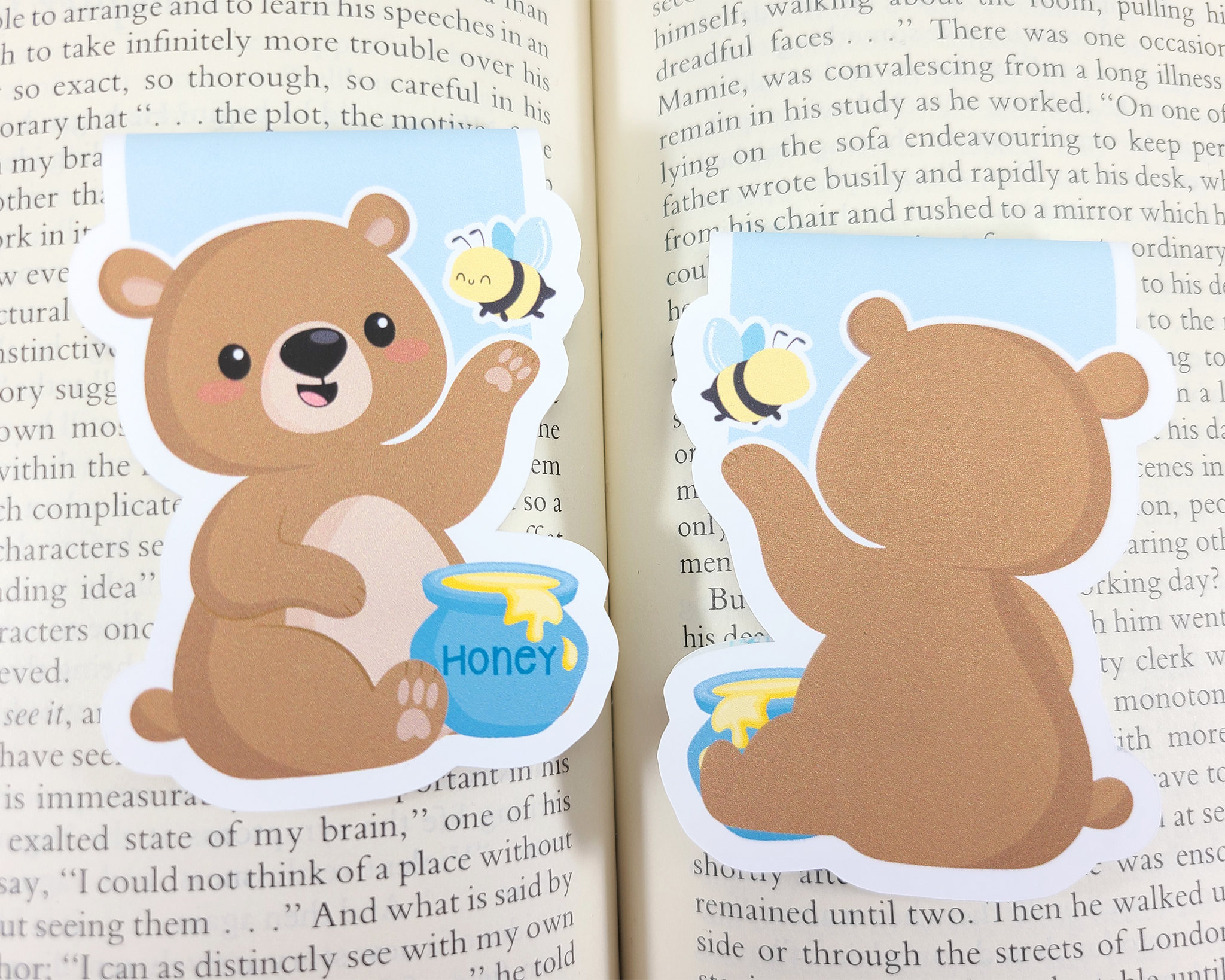 Bear & Bee Magnetic Bookmark